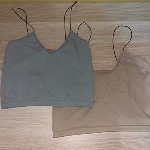 2 Boutique tank top both sz M/L.